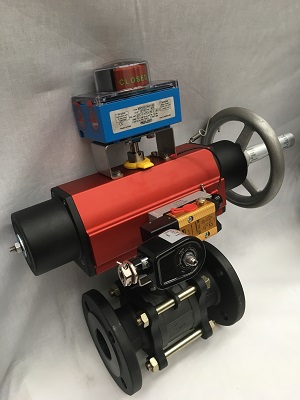 RC-SR hajtás_végállásjelzővel, útváltó mágnesszeleppel